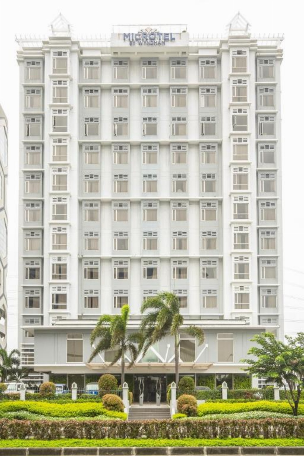 Microtel Inn & Suites By Wyndham Manila/At Mall Of Asia Image 14