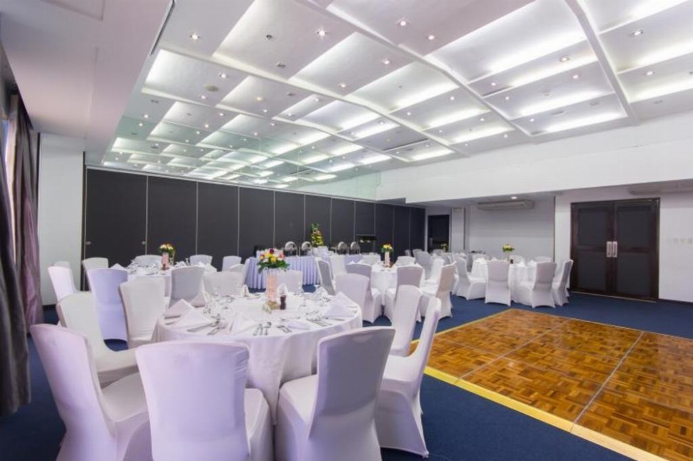 Microtel Inn & Suites By Wyndham Manila/At Mall Of Asia Image 30