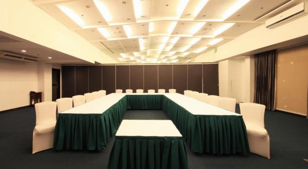 Microtel Inn & Suites By Wyndham Manila/At Mall Of Asia Image 39