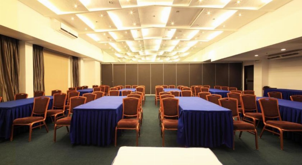 Microtel Inn & Suites By Wyndham Manila/At Mall Of Asia Image 41