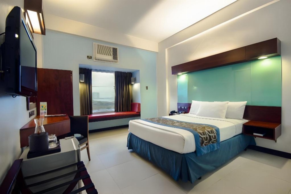 Microtel Inn & Suites By Wyndham Manila/At Mall Of Asia Image 50
